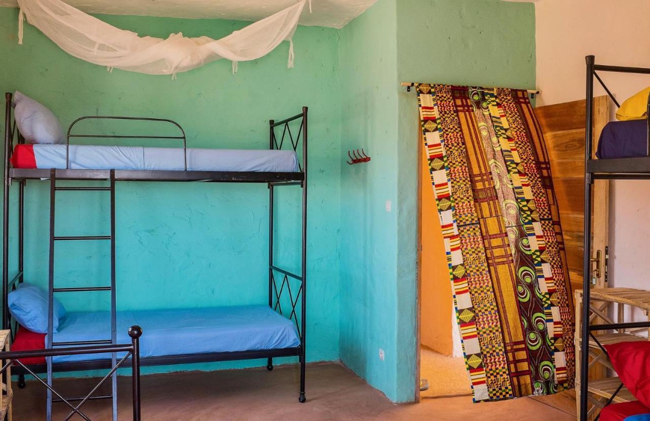 Bed and Breakfast Ker Lep Jamm - Chez Moussa et Cinzia Toubab Dialao Exterior foto