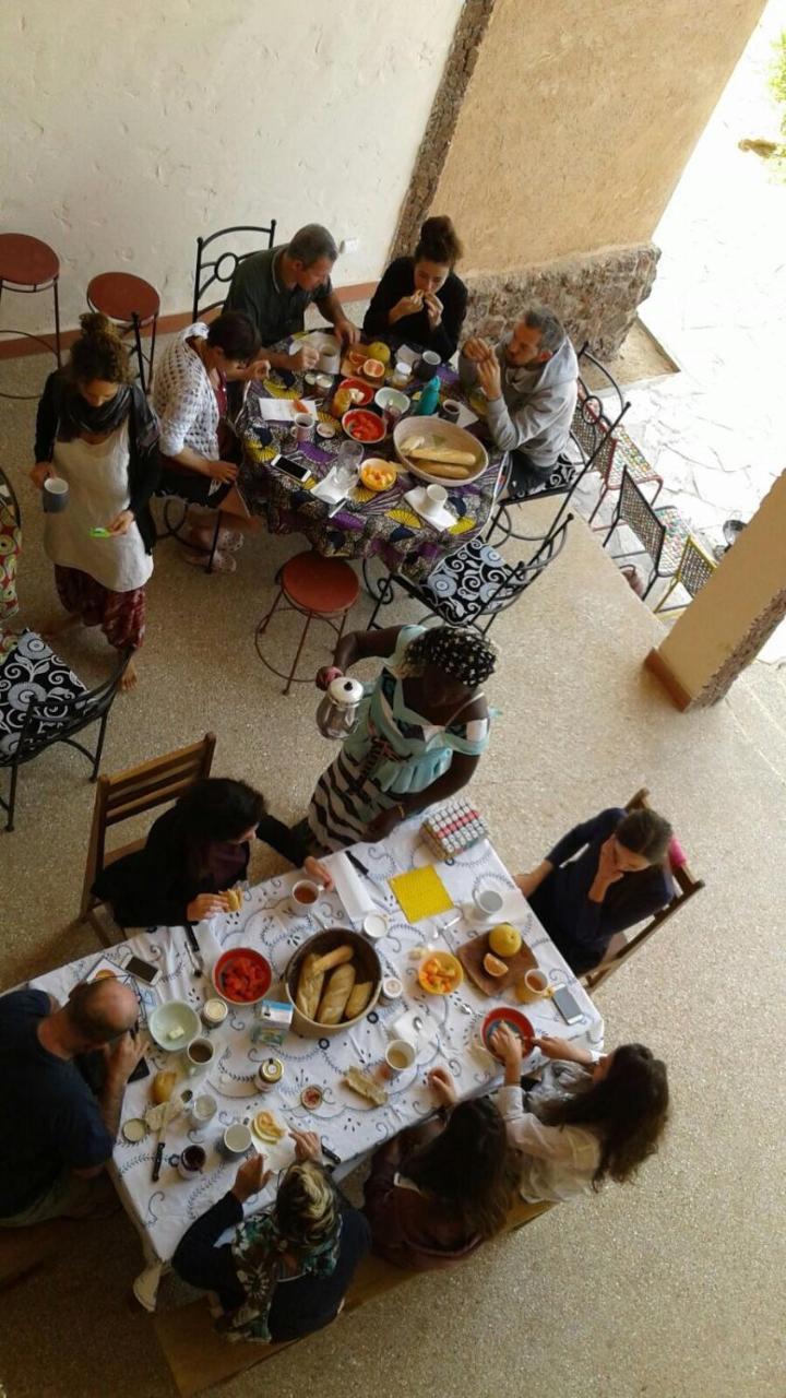 Bed and Breakfast Ker Lep Jamm - Chez Moussa et Cinzia Toubab Dialao Exterior foto